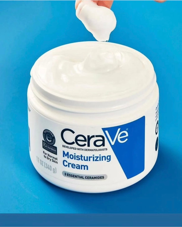 کرم مرطوب کننده قوی سراوی