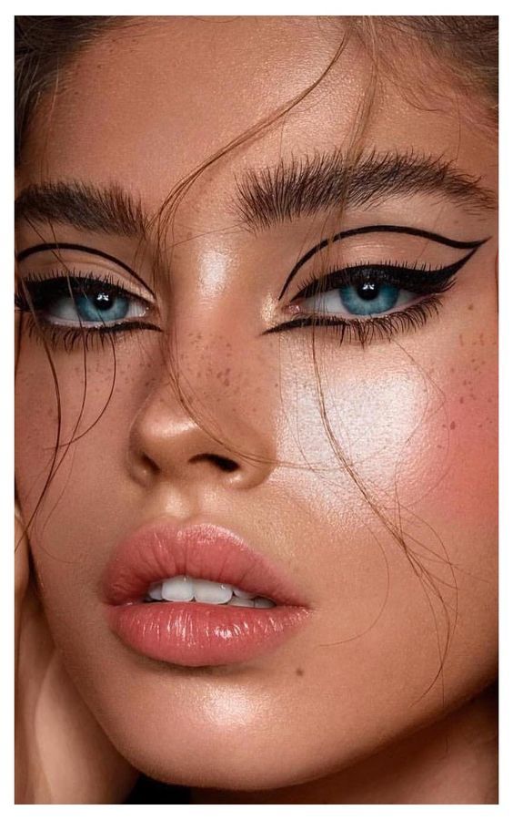 Sheglam Waterproof Eyeliner for precise line