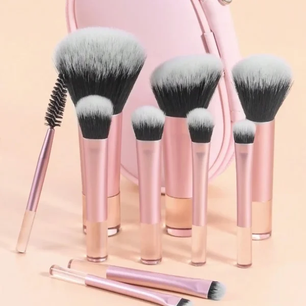 براش‌های نرم و ضد حساسیت مخصوص رژگونه و پودر